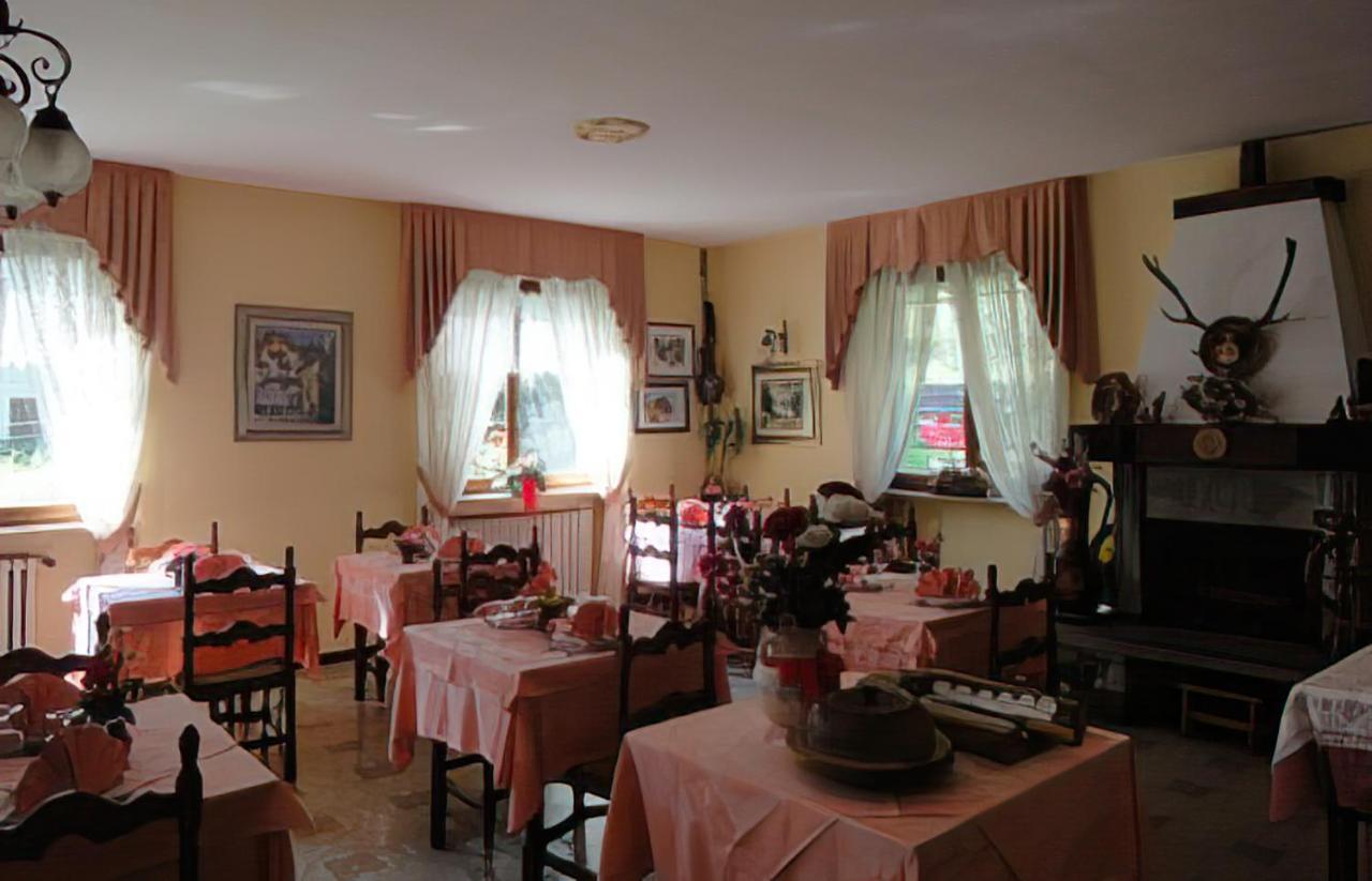 Hotel Laurent Gaby Buitenkant foto