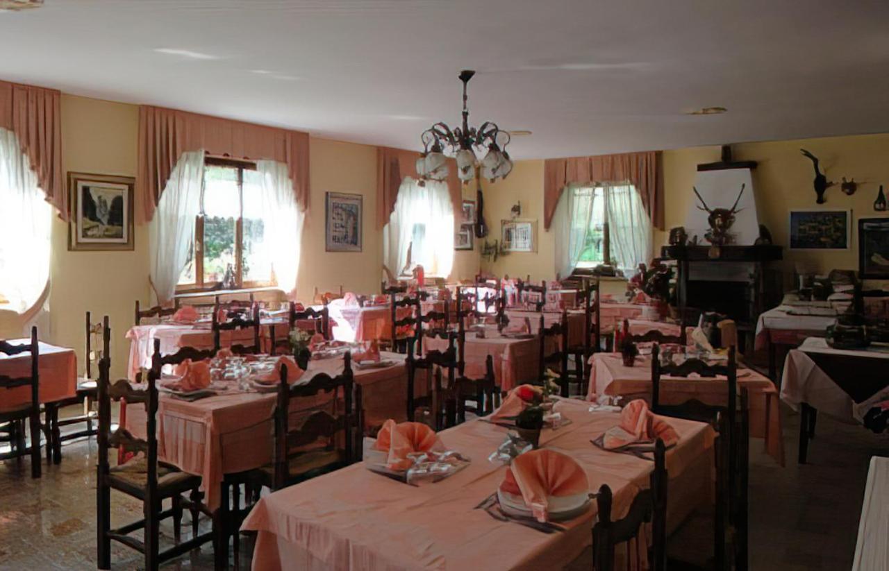 Hotel Laurent Gaby Buitenkant foto