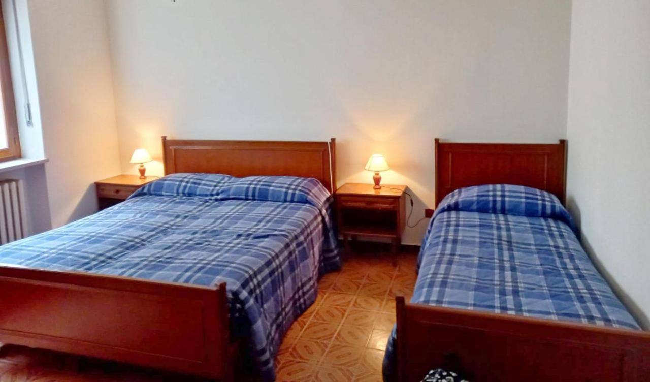 Hotel Laurent Gaby Buitenkant foto